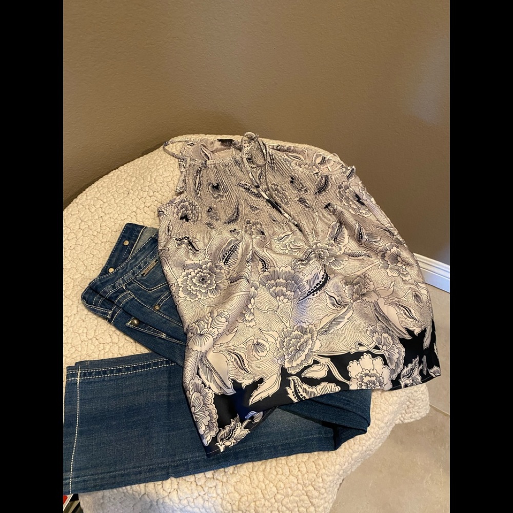 3 for $10 Ann Taylor Tie at the Shoulder Top